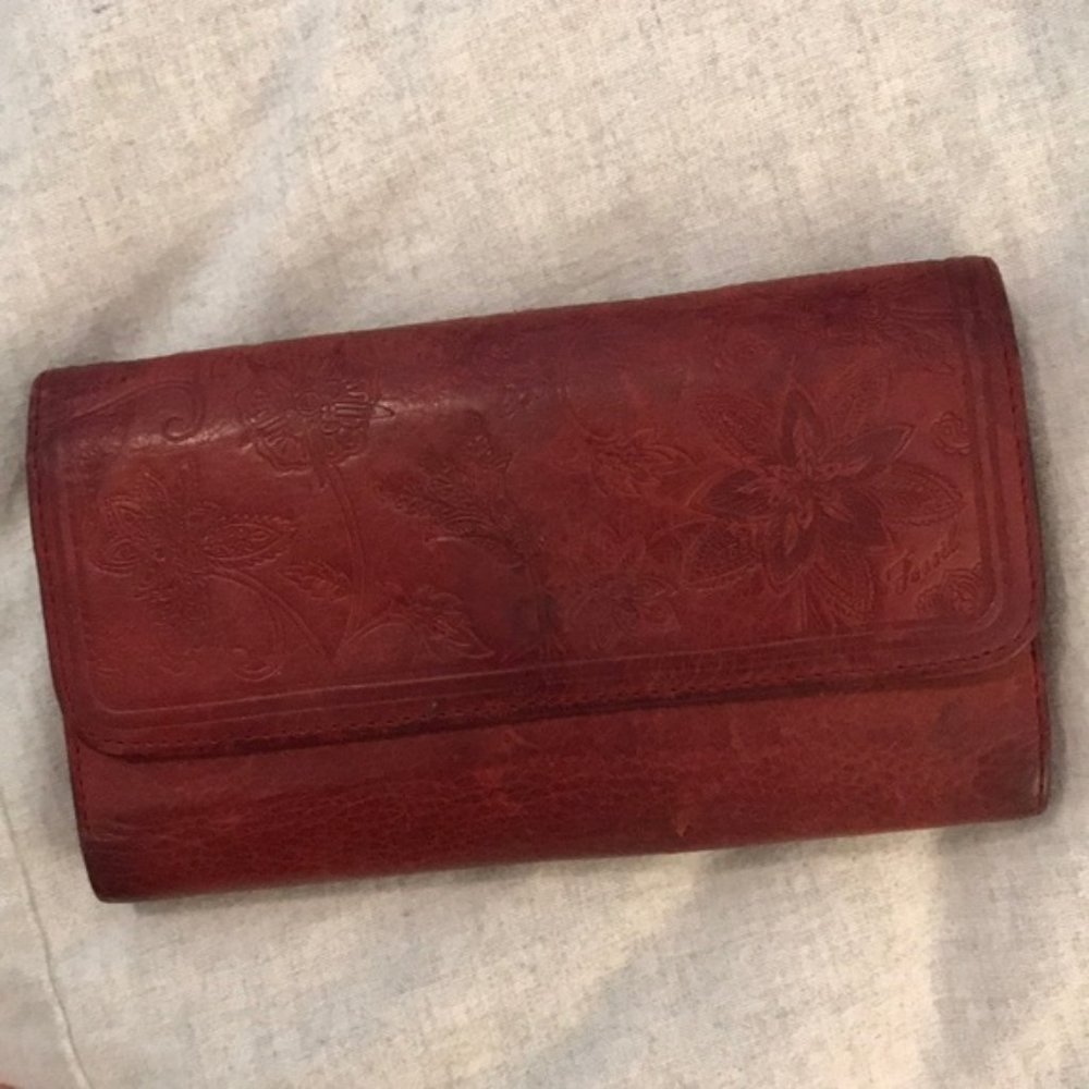 Leather Fossil red wallet